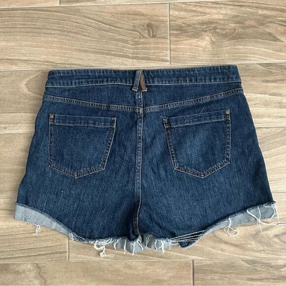 Pilcro High-Rise Jean Shorts | Size 32 - Picture 3 of 4